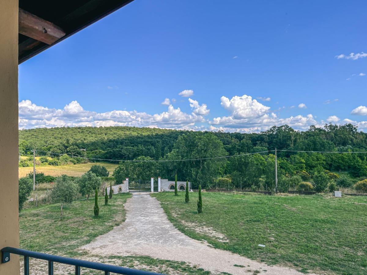 Villa Tuscia Apartments Tuscania Eksteriør billede